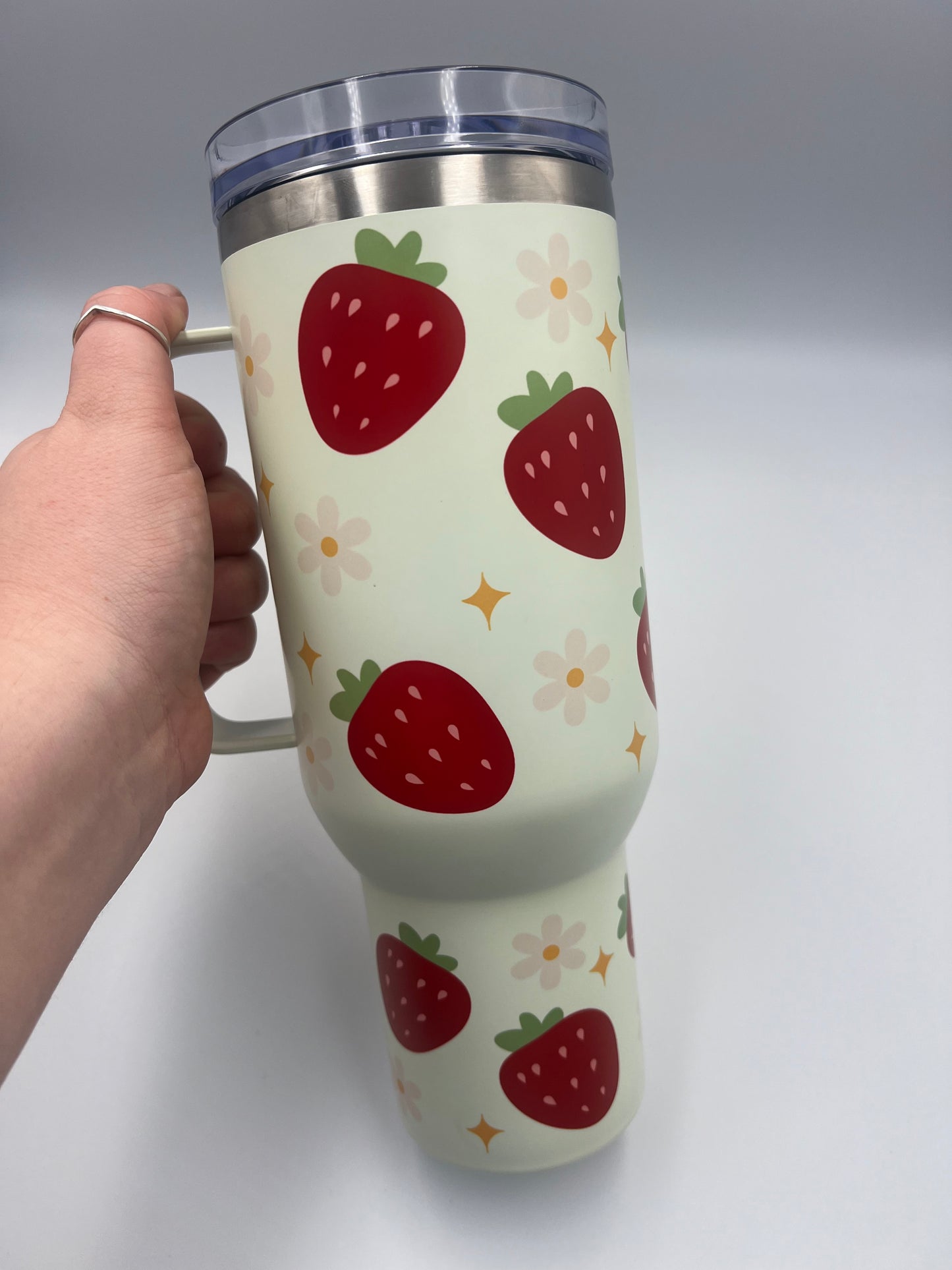Strawberry & Daisy 40oz Tumbler
